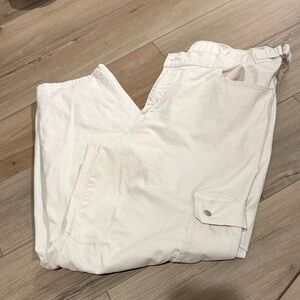 Wild Fable Women's Cream Straight Leg Pants